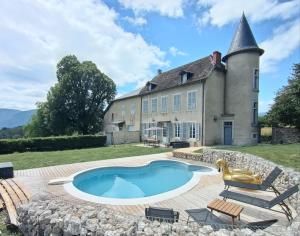 Maisons de vacances Manoir 4 etoiles avec piscine privee : photos des chambres