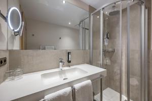 Family Apartment with One Bedroom and Balcony room in rechenau LIVING & RELAX