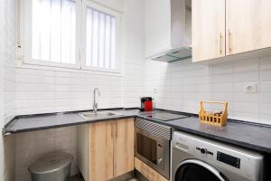 Nice flat at street level - Madrid Río Tri-Pedrero