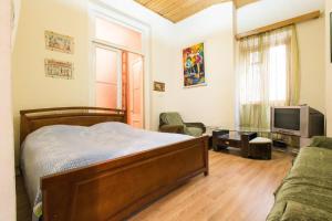 Nataly Apartament-Old Tbilisi Center