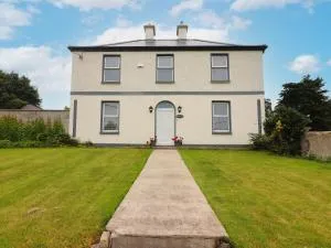 Meadow View - Ardsollus Bridge