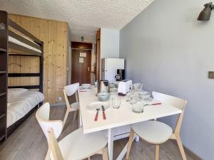 Studio spacieux ski aux pieds, Wi-Fi, Méribel - FR-1-688-43