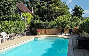 Maisons de vacances Nice Home In Chaumussay With Outdoor Swimming Pool, Wifi And Heated Swimming Pool : photos des chambres