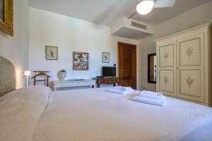 Villa Olivetta con piscina img19