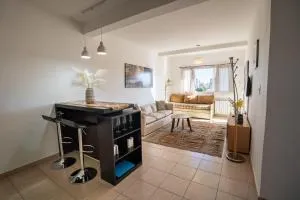 SANTA GENOVEVA 1 DORMiTORIO CON EXCELENTES VISTAS A LA CIUDAD DE NEUQUEN - 西波列蒂