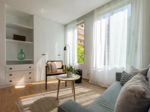 Nice studio in neighbourhood Ibiza-NARV72 - Объекты без категории в городе Мадрид