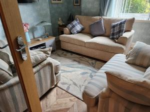 Apartment - Largs - Sleeps 4 - Pet Friendly