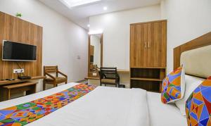 FabHotel Silver Inn I