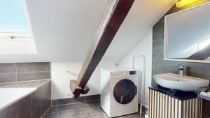 Appartements Le Cocon Colmarien - Proche centre ville et gare - stationnement gratuit - 10 personnes : photos des chambres