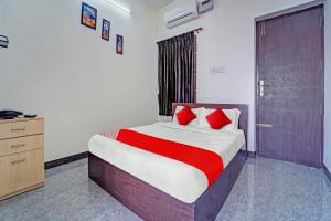 Hotel O Royal Residency