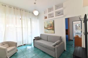 IzzHome Holiday Terrace img12