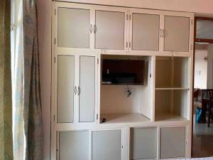 home away from home close to Delhi Airport and Metro two bedroom