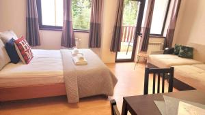 Arboro Flora Residence Studio