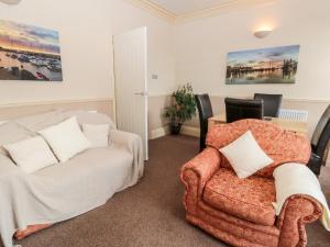 White Rose Apartment