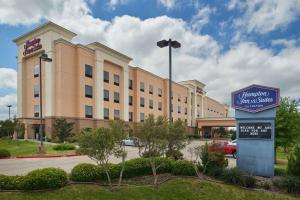 Hampton Inn & Suites Waco-South