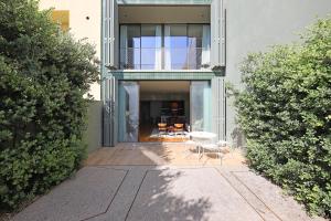 FLH Gilreu Beach Duplex with Sea View