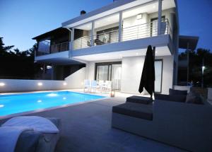 Heaven Horizon Villa