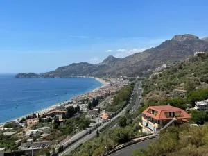 La Baia delle Sirene Luxury Apartment - Gallodoro