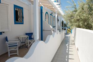 Milos Villas Hotel Santorini Greece