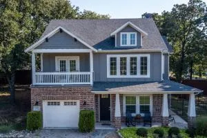 The Coffee House - دينيسون