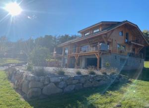 Chalets Grand chalet au calme avec vue sur la Petite Suisse Provencale : photos des chambres