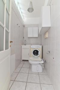 IzzHome Full Center Terrace img27