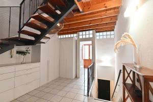 IzzHome Full Center Terrace img33