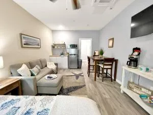 The Sand Dollar Close to Downtown FWB and Beach - شاليمار