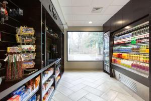 DoubleTree Suites by Hilton Nashville Airport