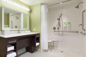 Studio Suite with Two Queen Beds - Hearing Access room in Home2 Suites by Hilton Seattle Airport