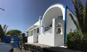 Milos Villas Hotel Santorini Greece