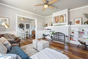 Quaint Cottage downtown Waco close to Magnolia, Baylor uni., Cameron Park Zoo...
