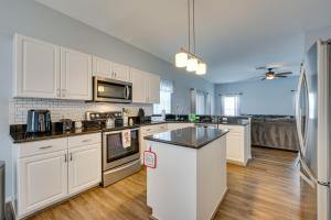 Disney-Area Home w Private Pool in Davenport!