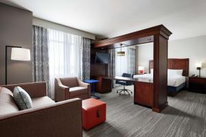King Studio Suite with Sofa Bed - Non-Smoking room in Hampton Inn & Suites Mt. Prospect