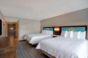 Queen Room with Two Queen Beds room in Hampton Inn Santa Fe South NM