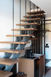 LAN-GO SIVOTA Luxury Living