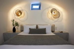 Arxegono Cave Houses Santorini