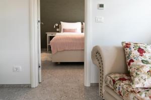 Apartments Kras 24 with Pool