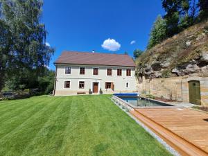 Chalupa Zátyní - celý objekt