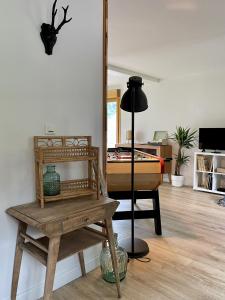 La Gouleote Spacieuse maison type chalet avec jacuzzi, sauna, pétanque