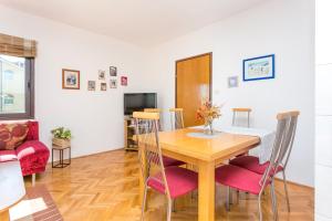 Apartments by the sea Mastrinka, Ciovo - 21442