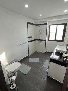 Charming apartment near Lamai beach with king size bed