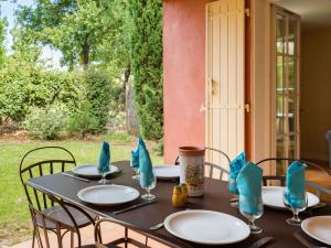 Maisons de vacances Villa in Fayence with Private Pool & Bubble Bath : photos des chambres