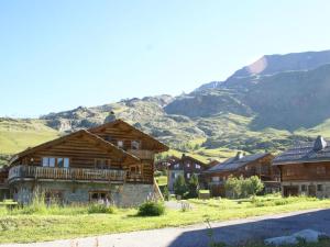 Chalets Chalet with fireplace in Alpe d'Huez : photos des chambres