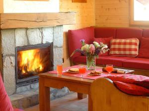 Chalets Chalet with fireplace in Alpe d'Huez : photos des chambres