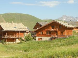 Chalets Chalet with fireplace in Alpe d'Huez : photos des chambres