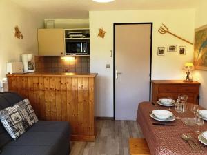 Appartements Studio Morzine, 1 piece, 4 personnes - FR-1-754-1 : photos des chambres