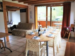 Appartements Appartement Morzine, 4 pieces, 9 personnes - FR-1-754-24 : photos des chambres