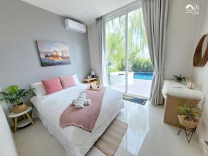 Cute Boys House คิวท์บอยส์เฮาส์