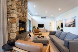 Kaya Lombo I Private Properties